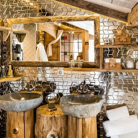 Marc Veyrat - La Maison Des Bois Hotell 5*